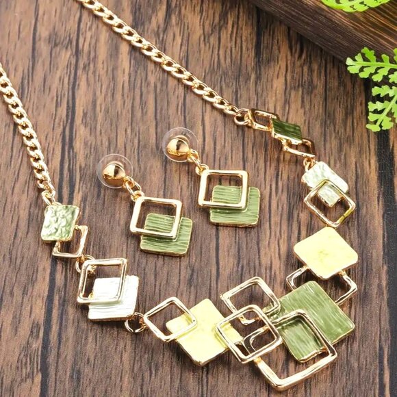 Necklace & Earrings 3pc Stylish Geometric Enamel Gold Chain Dangle Trendy Glam - Picture 2 of 5